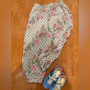 Anthropologie drawstring Checkered Joggers! So cute ! Worn 1 time.